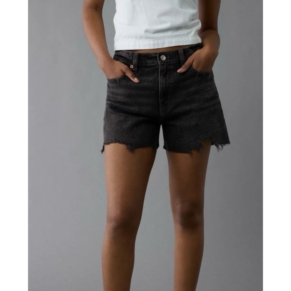 American Eagle AE Ex Boyfriend Shorts Women's 2 26W Black Denim Raw Hem NWT